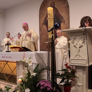 ​Nuncij Giorgio Lingua na spomendan bl. Ivana Merza predslavio misu kod isusovaca u Zagrebu